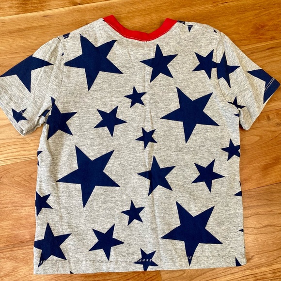 Baby Gap t-shirt size 5T. Like new. - Picture 2 of 4